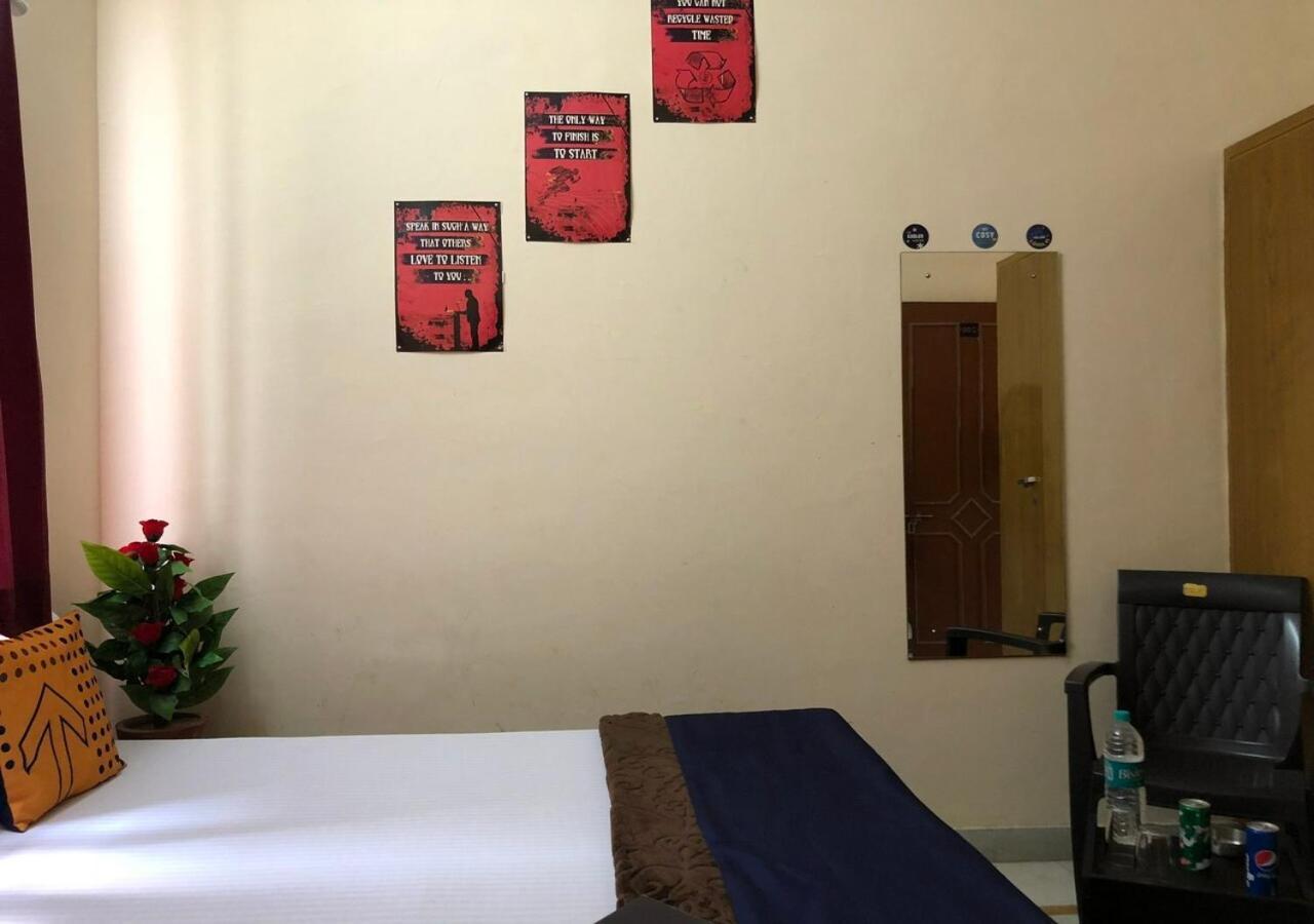 ホテル Ramada By Wyndham Jaipur North エクステリア 写真