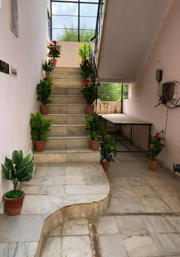 ホテル Ramada By Wyndham Jaipur North エクステリア 写真