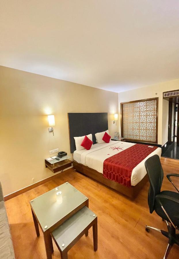 ホテル Ramada By Wyndham Jaipur North エクステリア 写真