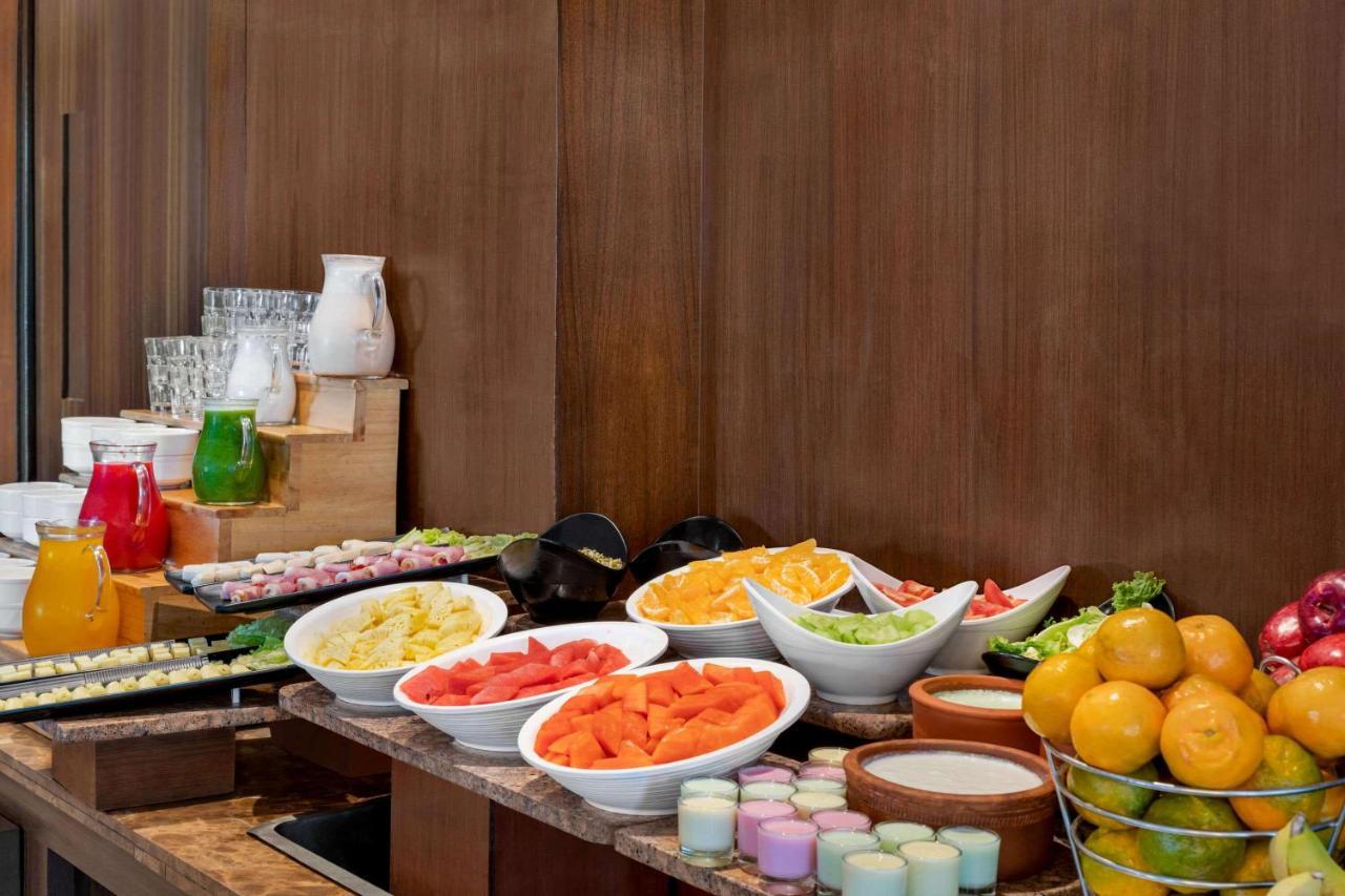 ホテル Ramada By Wyndham Jaipur North エクステリア 写真