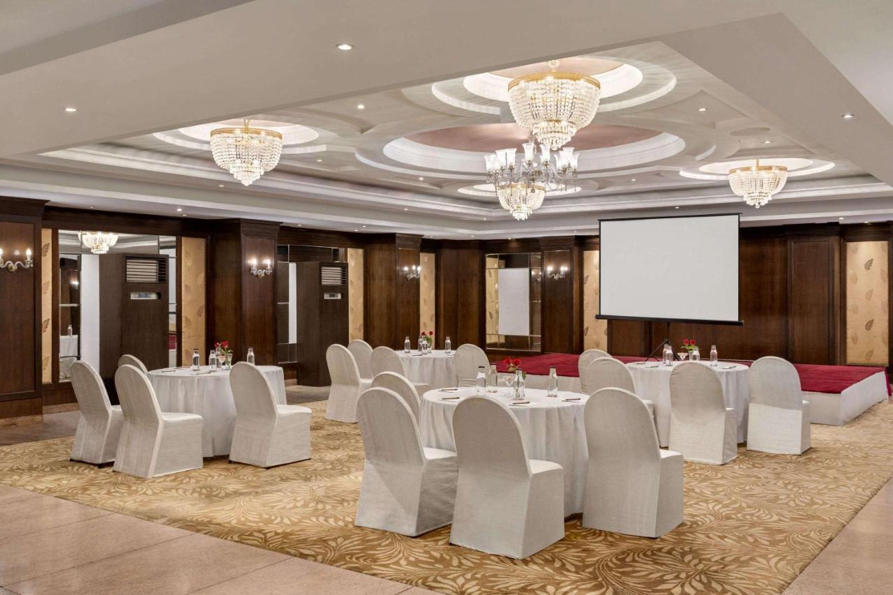 ホテル Ramada By Wyndham Jaipur North エクステリア 写真