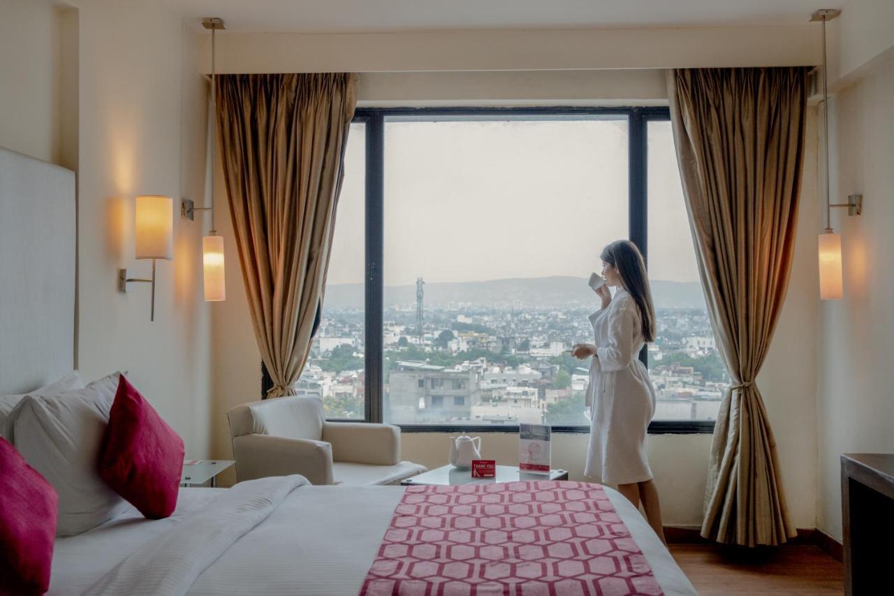 ホテル Ramada By Wyndham Jaipur North エクステリア 写真