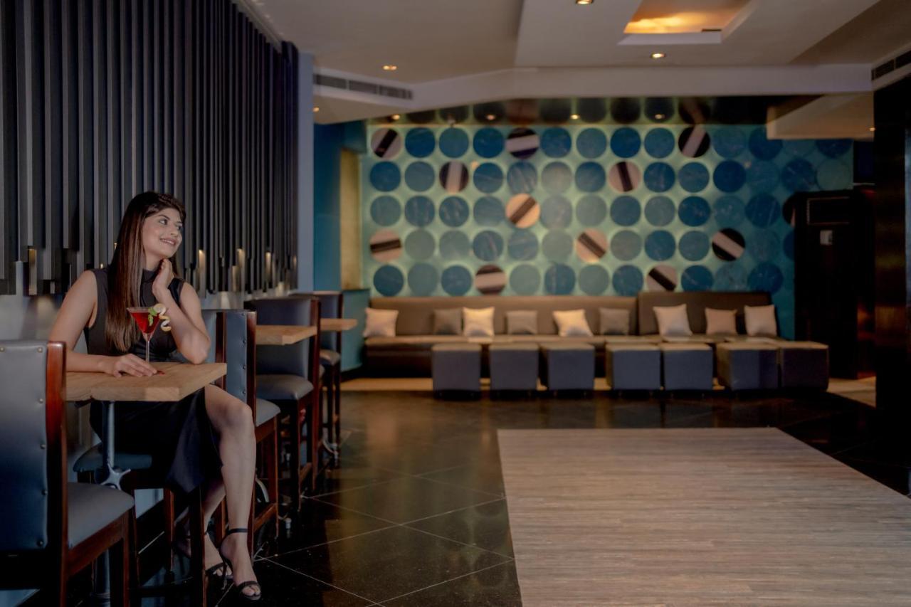 ホテル Ramada By Wyndham Jaipur North エクステリア 写真