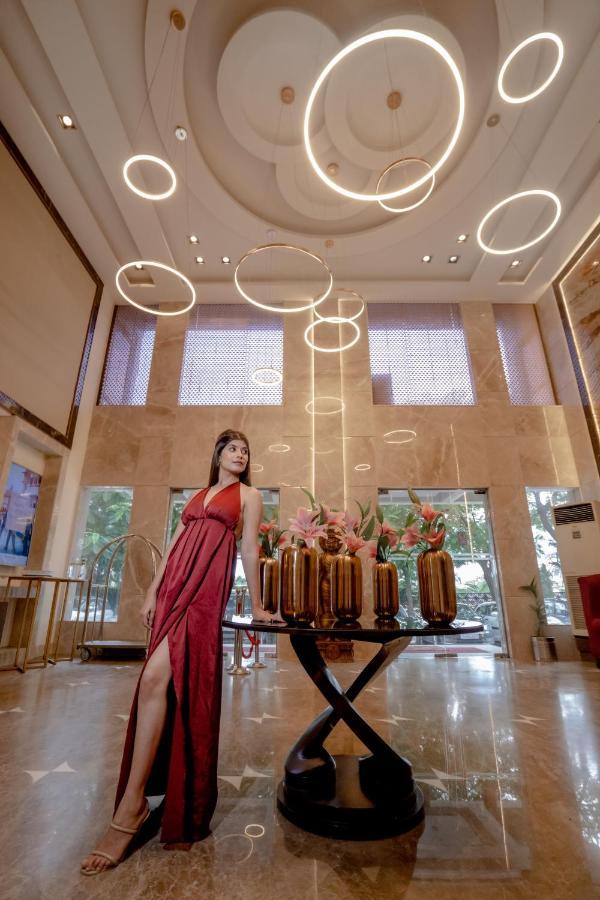 ホテル Ramada By Wyndham Jaipur North エクステリア 写真